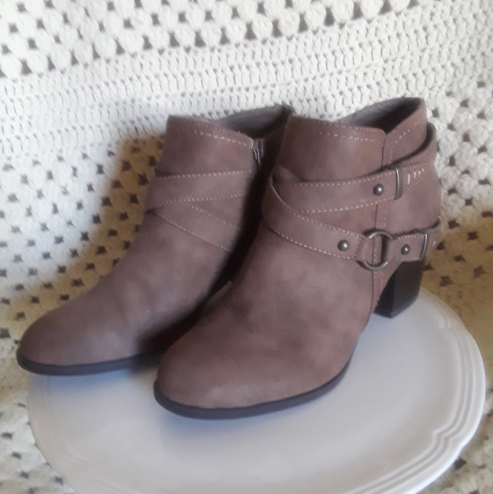 Indigo Rd. Ankle Booties